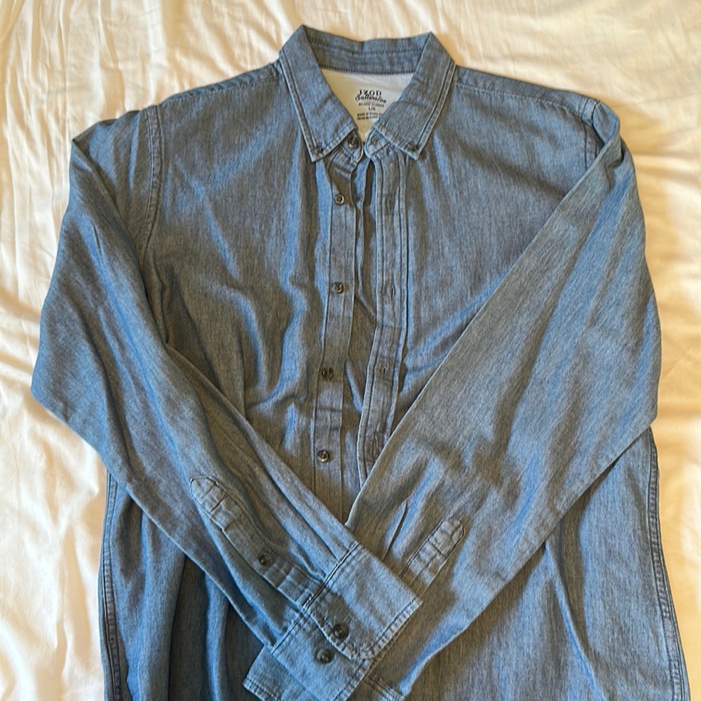 IZOD Saltwater Relaxed Classics Button-Up Long Sleeve Shirt - Size Large - Blue